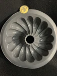 Smart-ware Silicone Bundt Baking Pan Gray Jello Mold 11". Fixed Price $7.00.