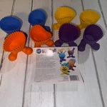Wilton Silicone Baking Cups Set Of 8 Silly Feet Great Condition. Fixed Price $19.99.