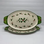 Temptations By Tara Cardinal Serving Trays 13 Christmas Holly Set Of 2. Fixed Price $29.99.