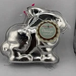 Vintage Usa Nordic Ware 3D Cake Pan Mold Stand Up Bunny Rabbit Easter Spring New. Fixed Price $14.00.