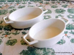 Lovecasa Porcelain Oval Souffle Ramikin Bakeware Microwave Safe 6 1/2". Fixed Price $5.00.